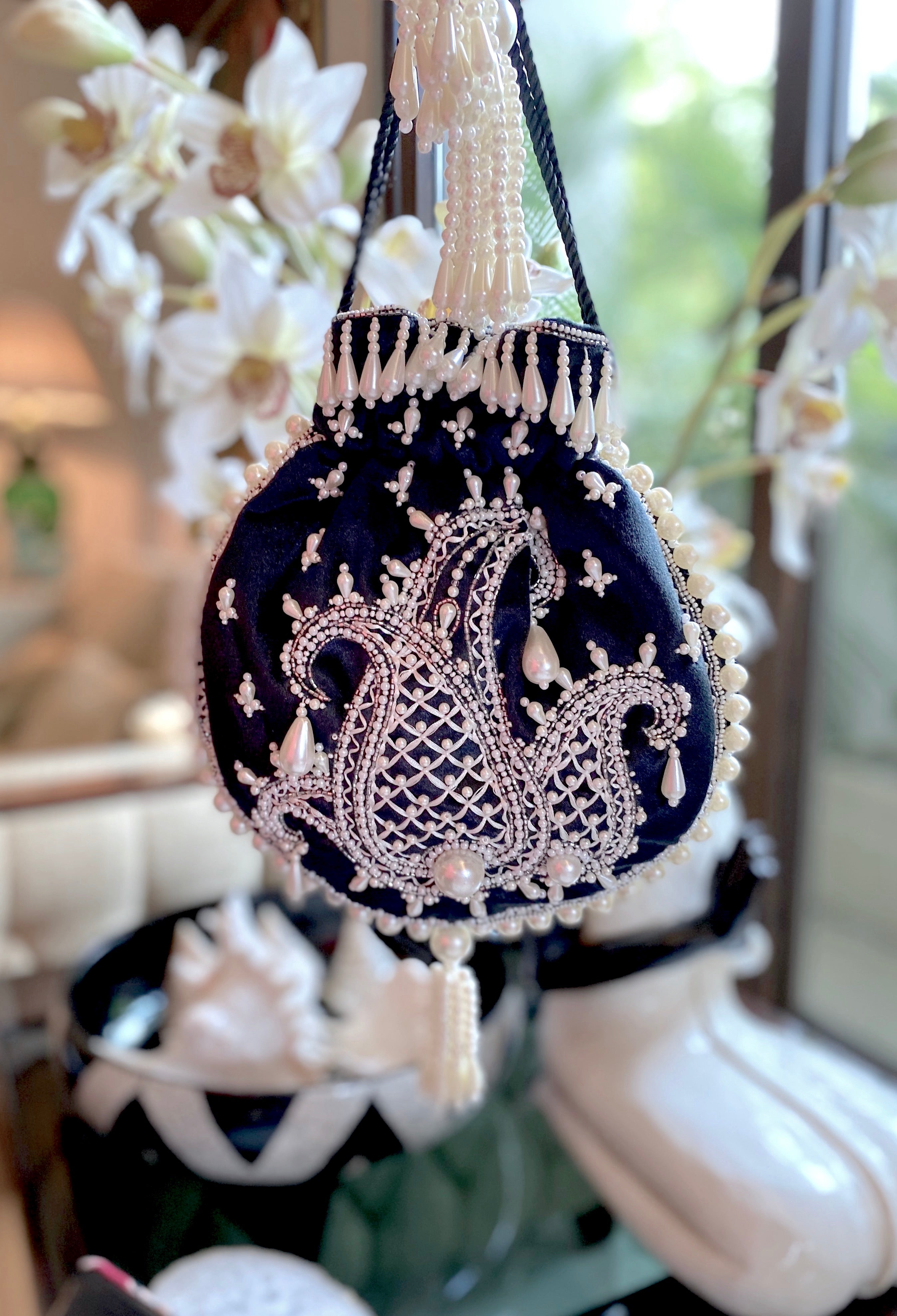 Black Ambi Pearl Bag