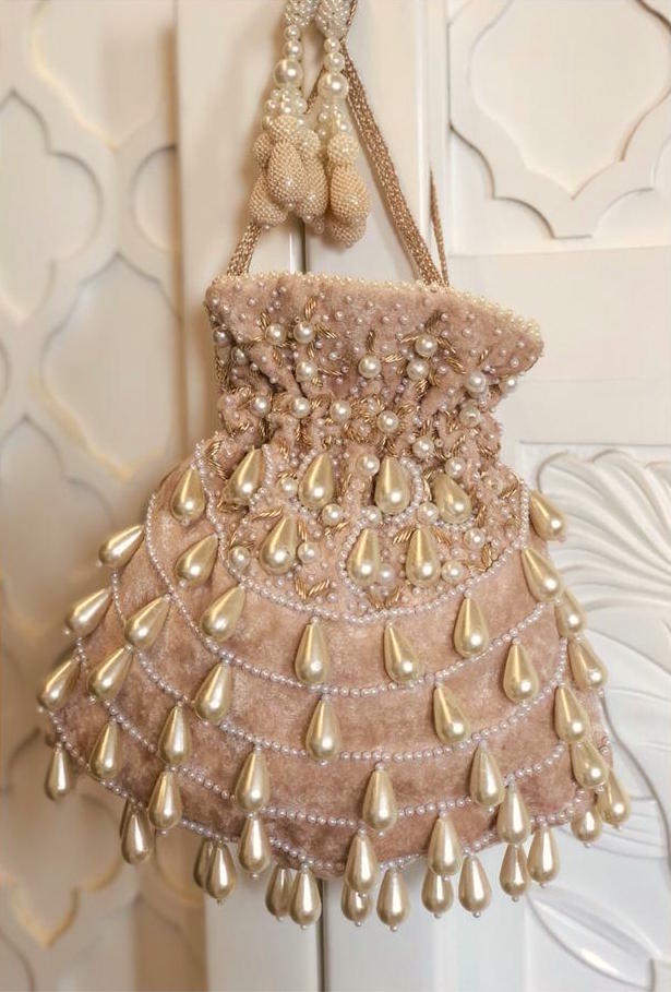 Peach Tear Drop Flapper