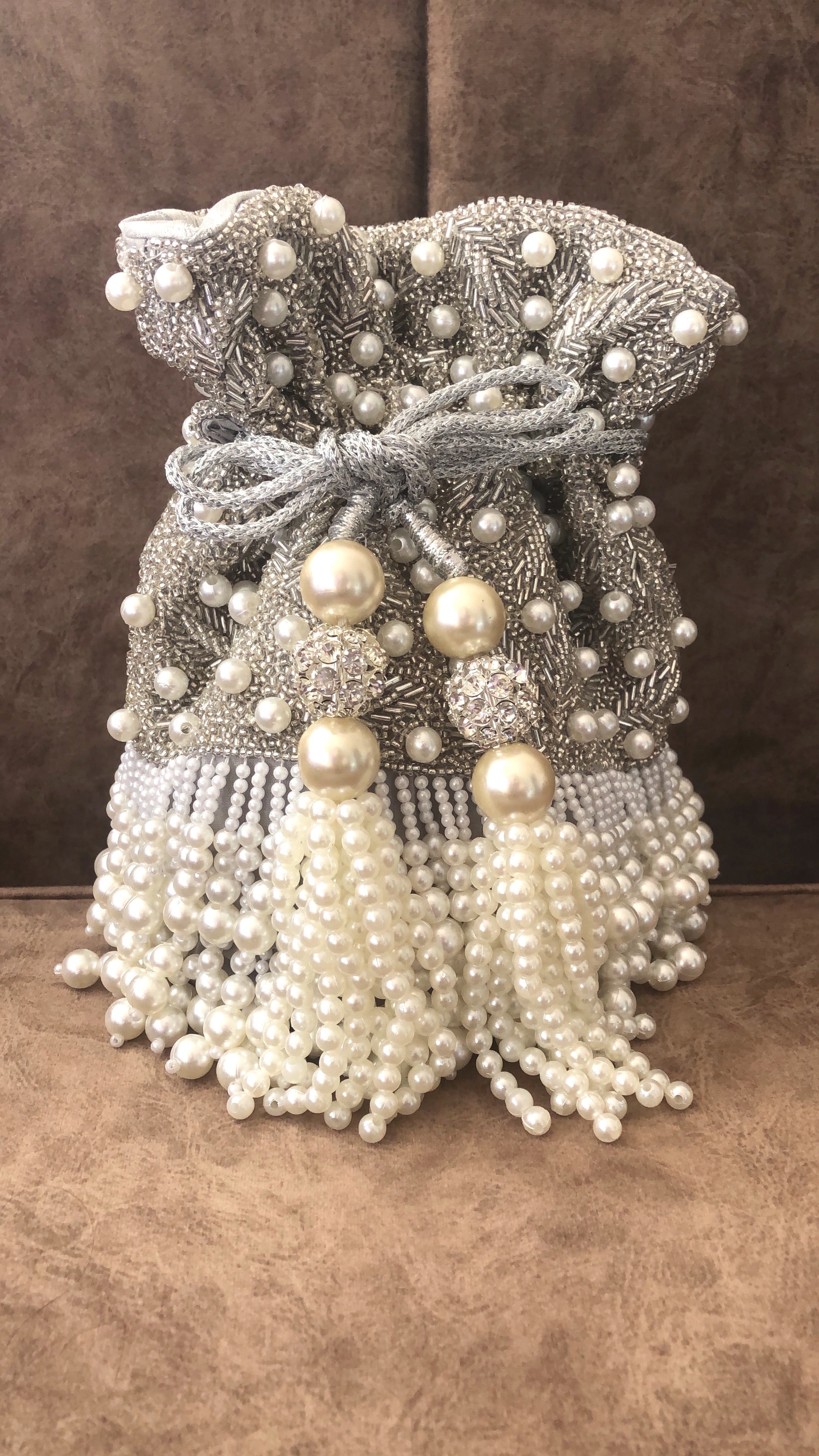 Silver Pearl Flapper
