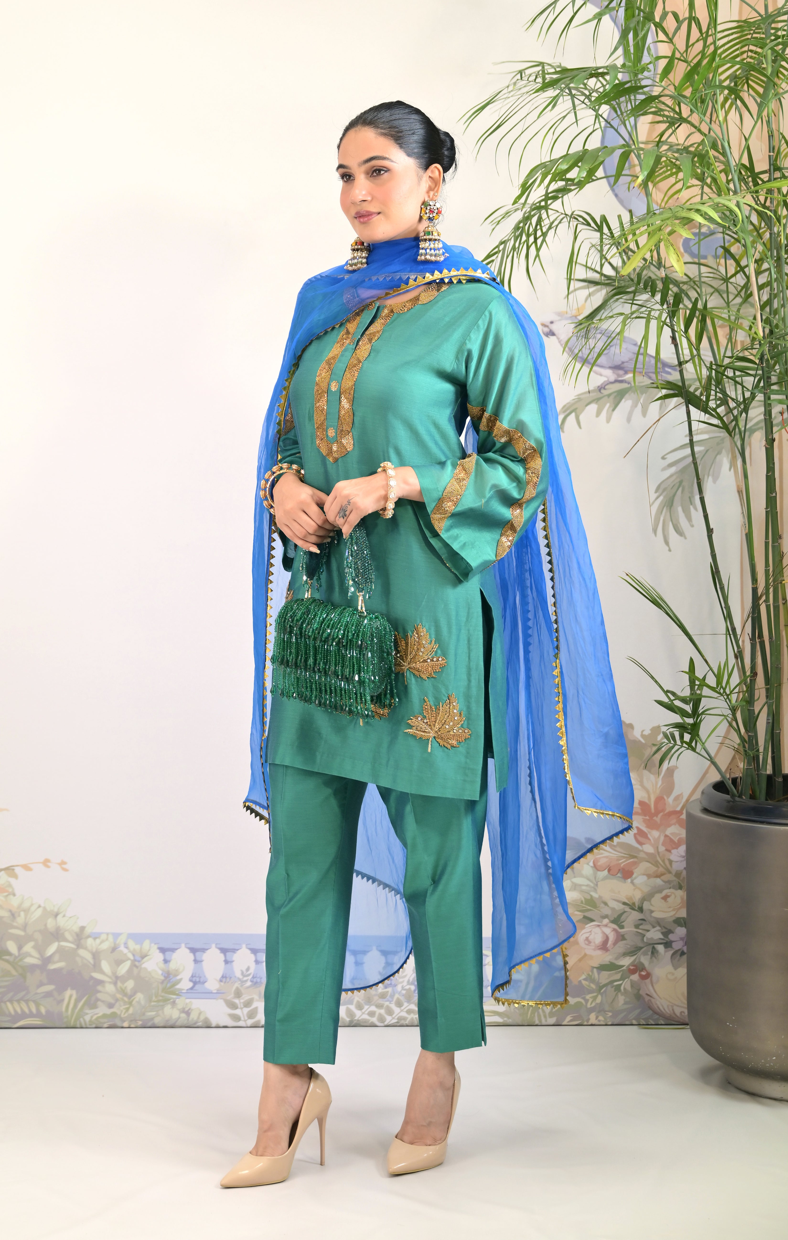 Green Cristal Flapper Clutch
