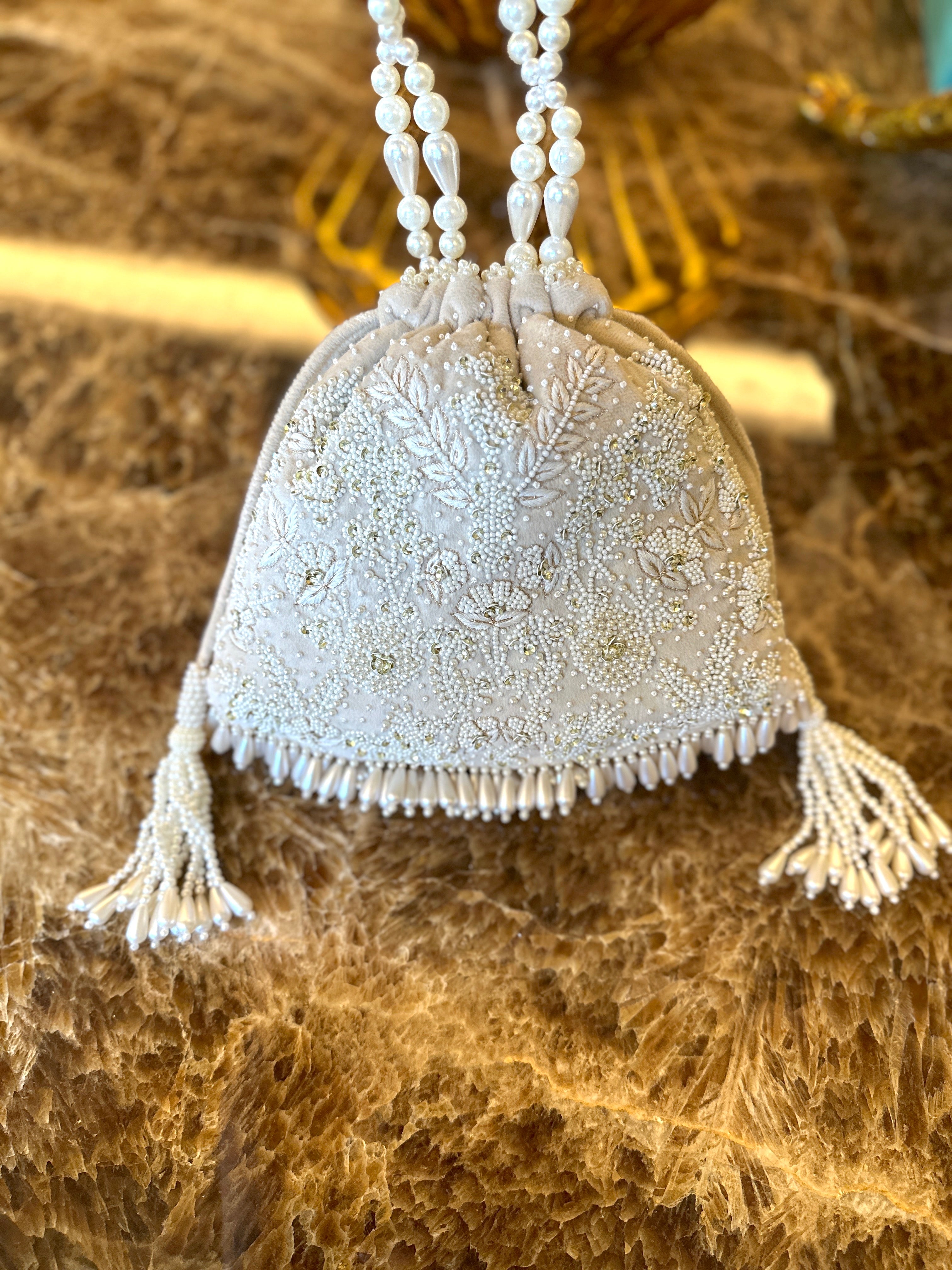 Perlita Flapper Bag