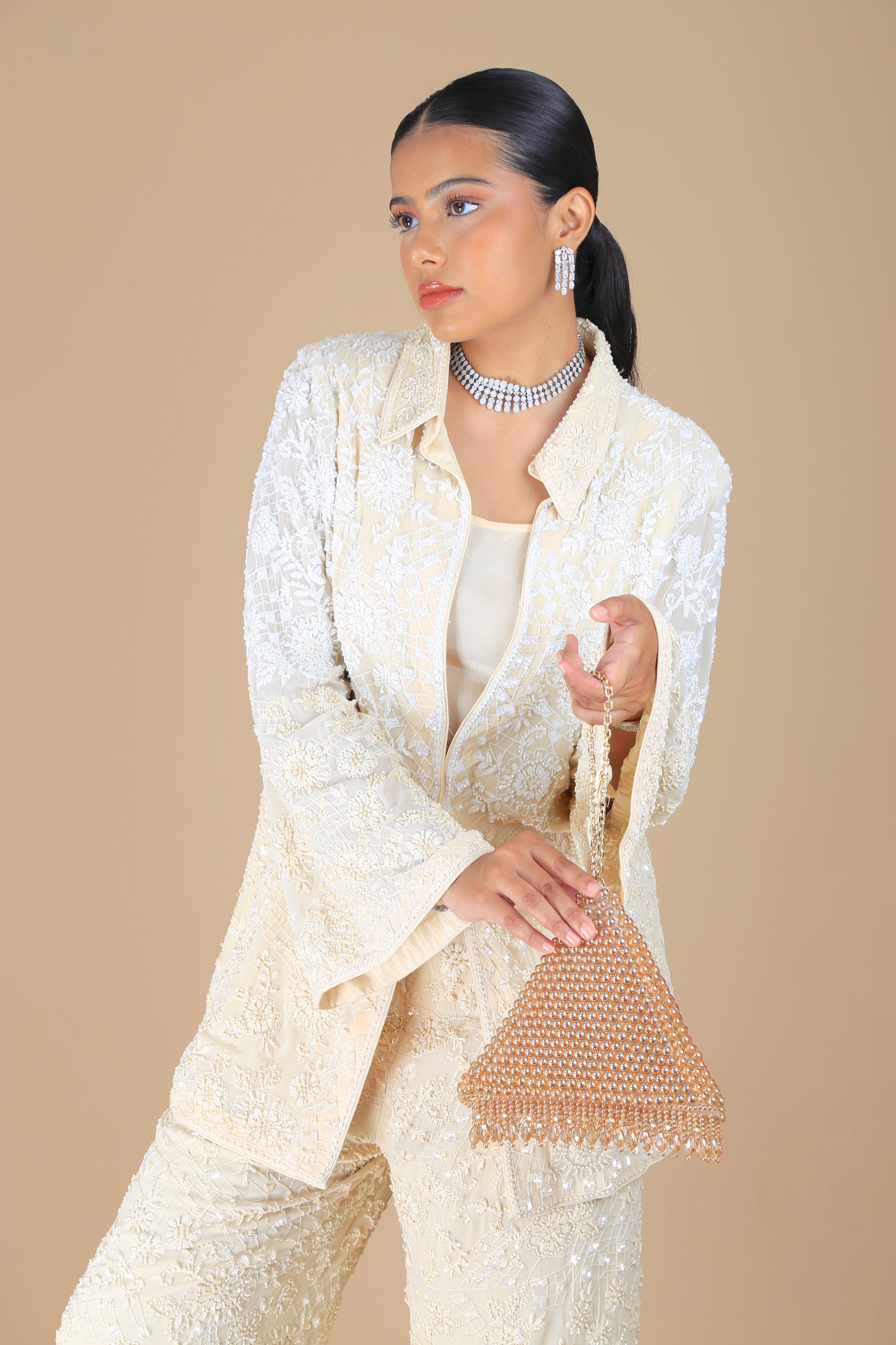 Gold Cristal Pyramid Flapper