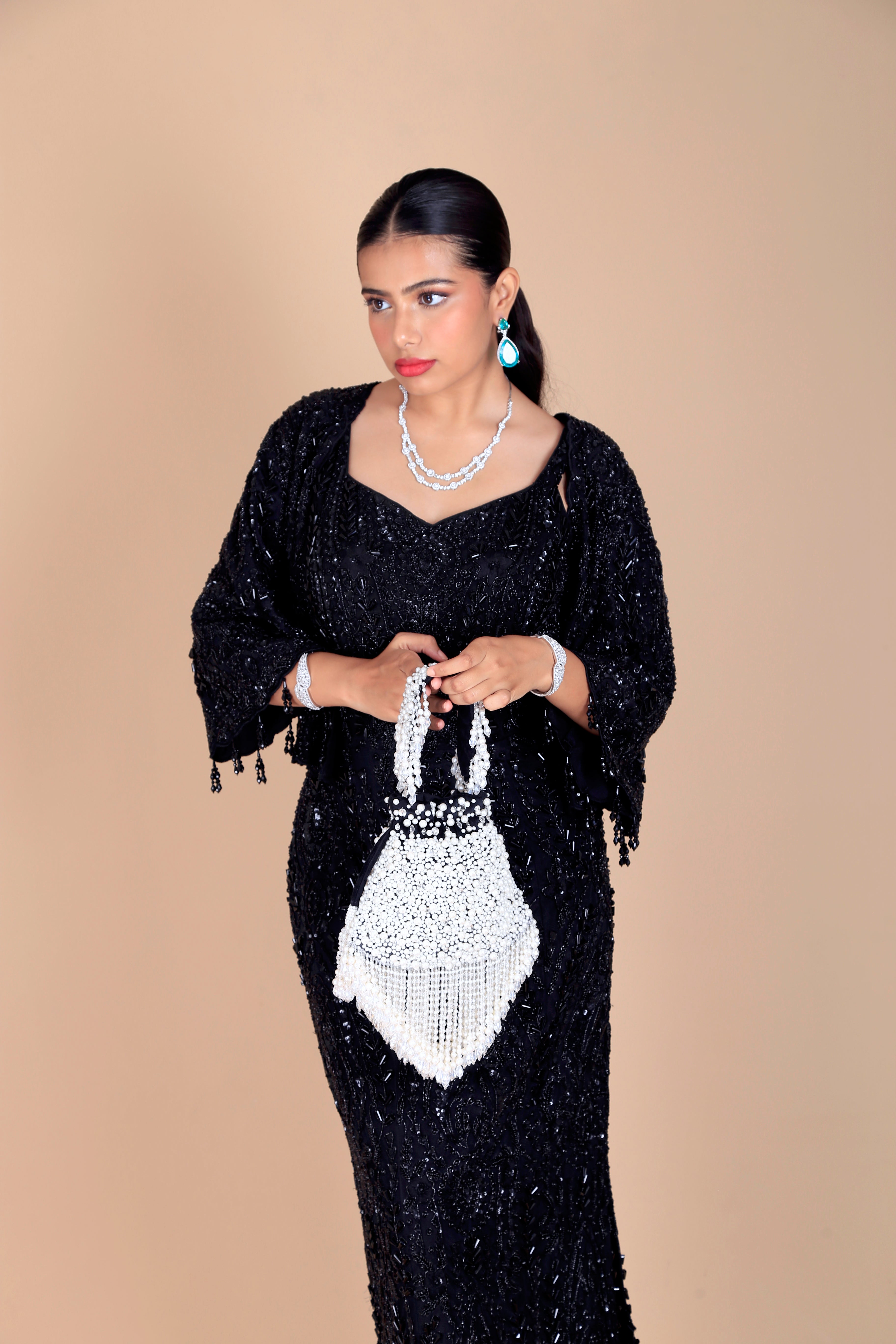 Black Noura Flapper Bag