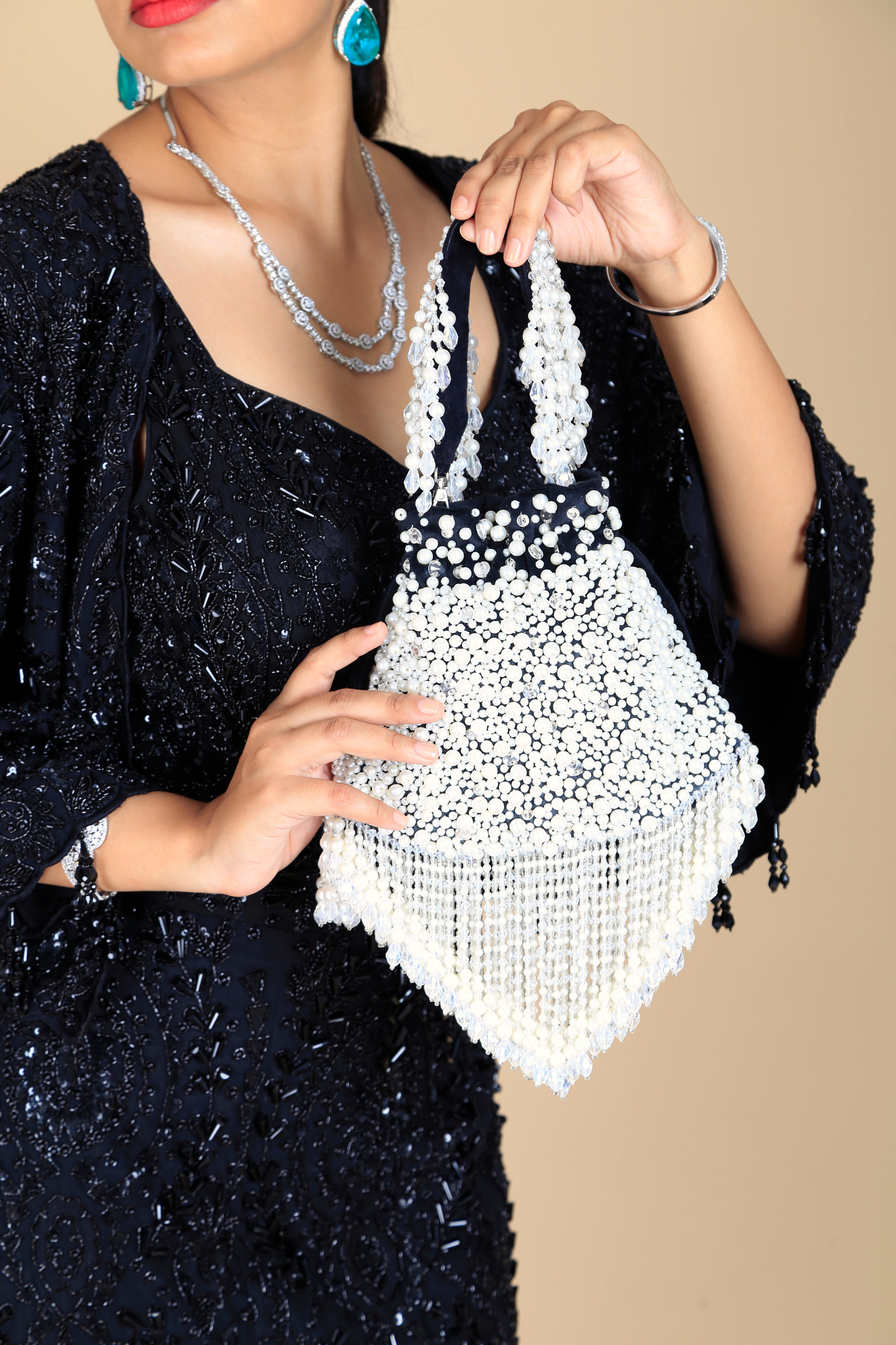 Black Noura Flapper Bag