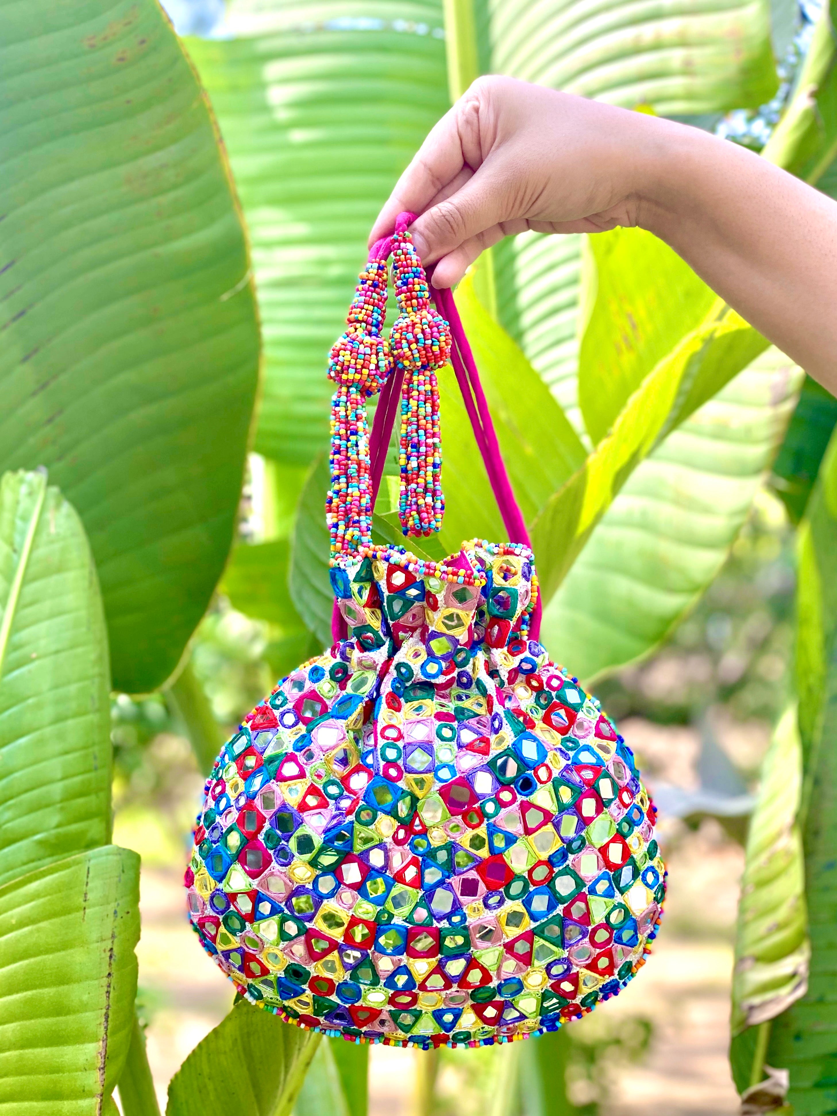 Gypsy Round Flat Bag