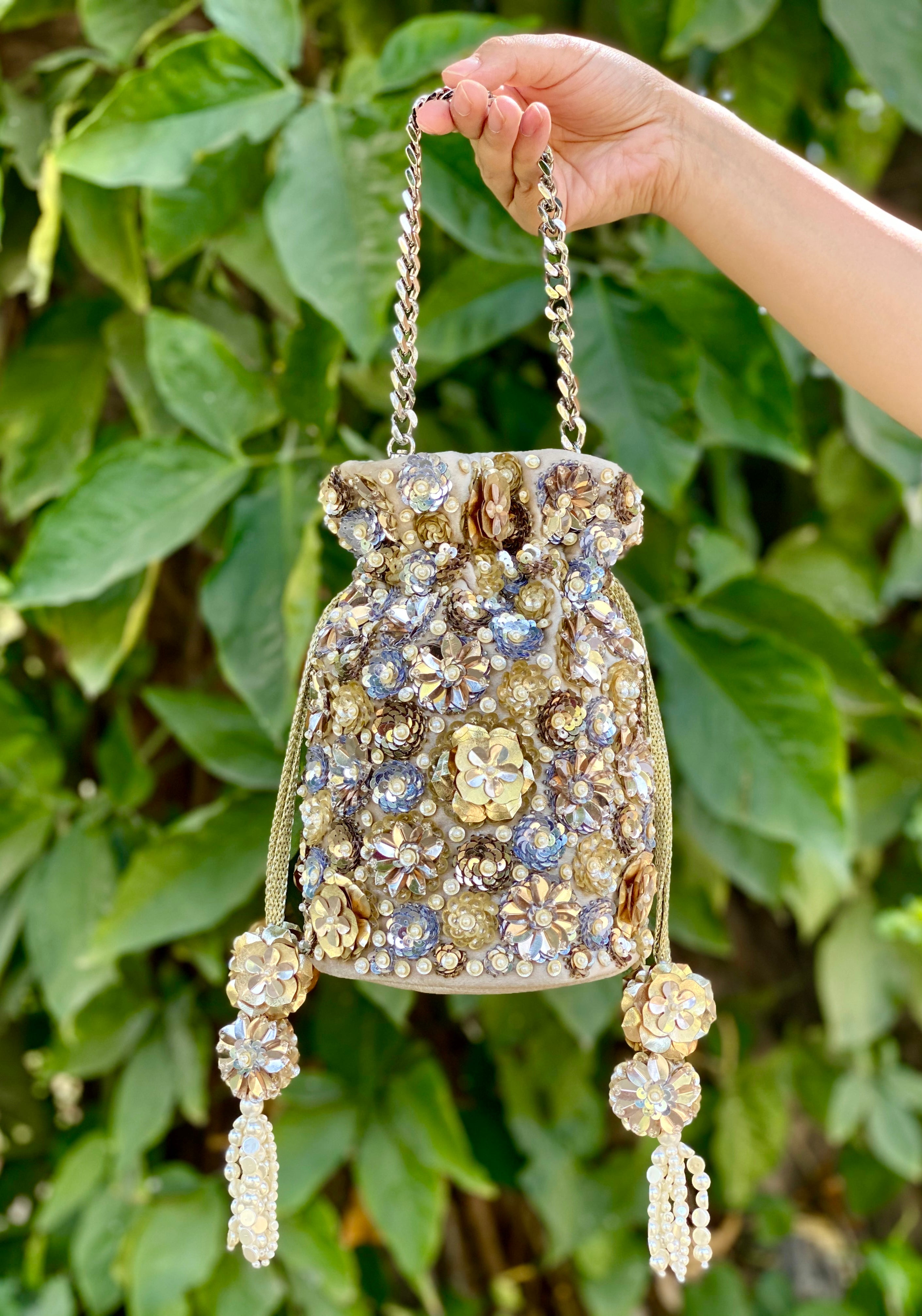 Grey Wildflower Bucket Bag