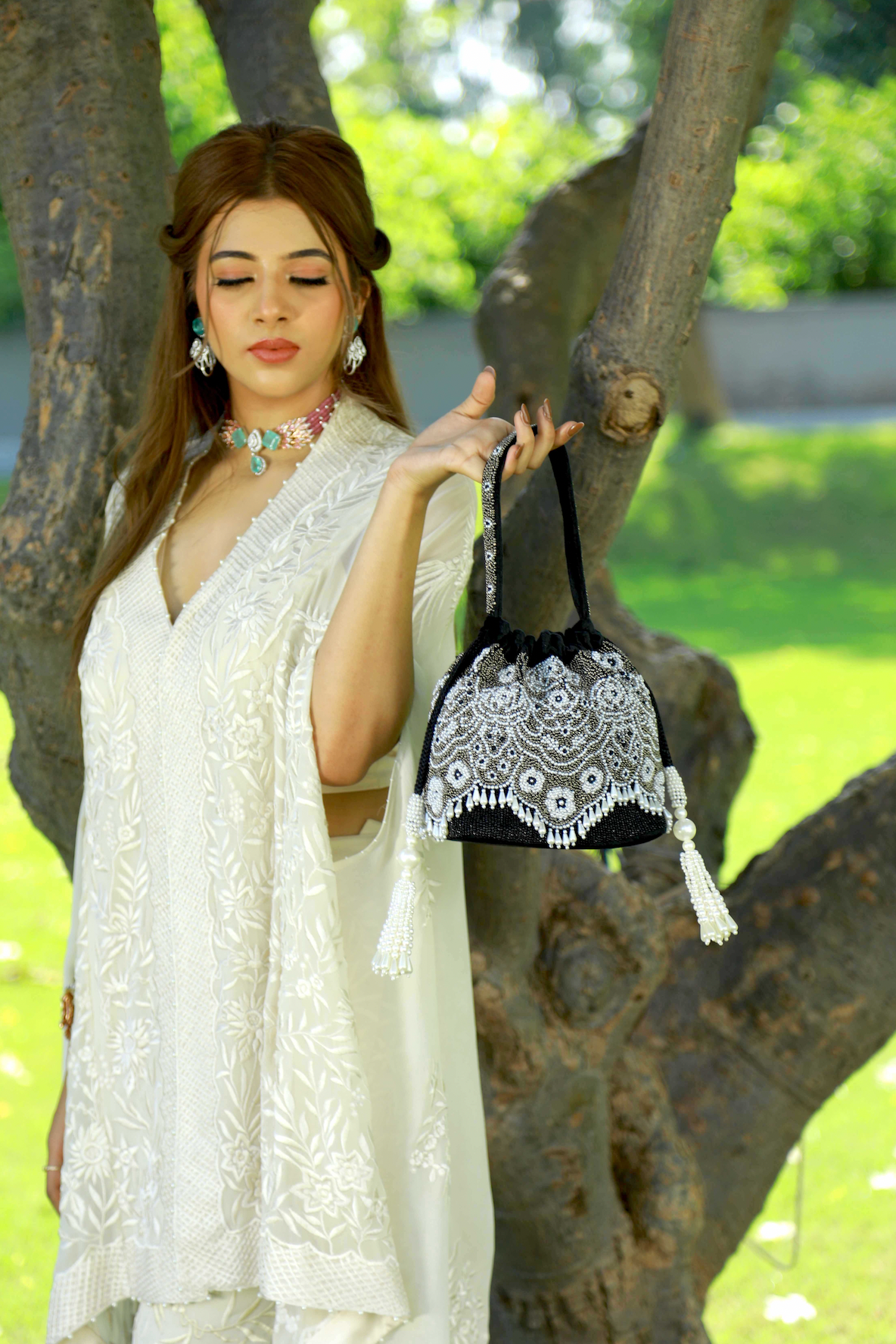 Intrica Monochrome Bucket Bag